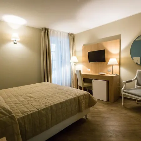 Szálloda Monteverde 4*