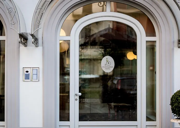 Szálloda Monteverde 4*